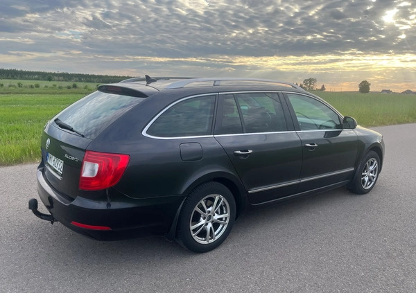Skoda Superb cena 16000 przebieg: 546000, rok produkcji 2010 z Wyszków małe 137